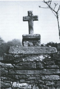 kamenný kříž - Ligonde