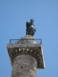 socha sv. Petra na obelisku